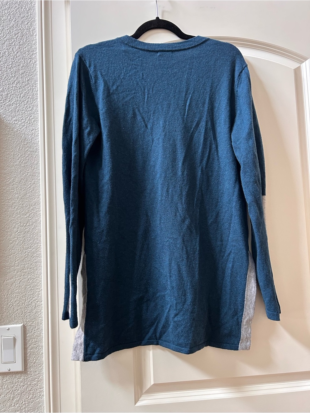 Smartwool Shadow Pine Wool Blend V Neck Tunic Sweater. Colorblock. Outdoor. M. - Picture 5 of 8